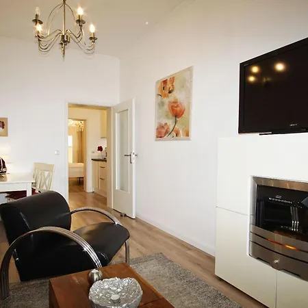 Strandnahe Mit Meerblick Und Terrasse - Seeadler 602 * Binz